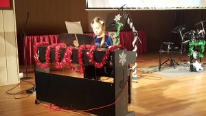 İzmir Balçova Hazan Müzik Kursu sanat gecesi